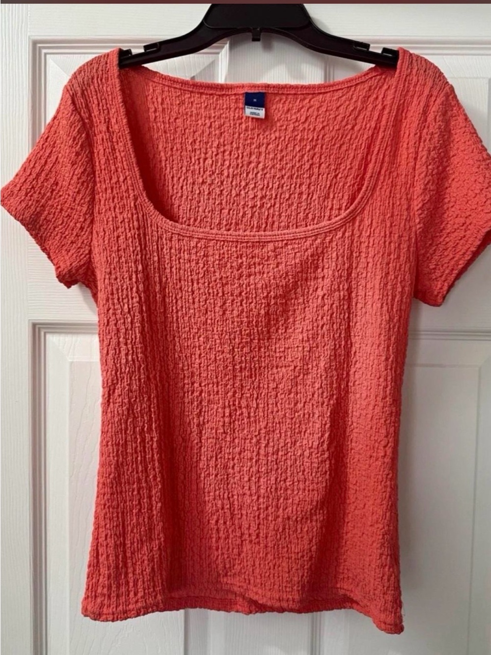 Old Navy Textured Scoop Neck Short Sleeve Top in Coral